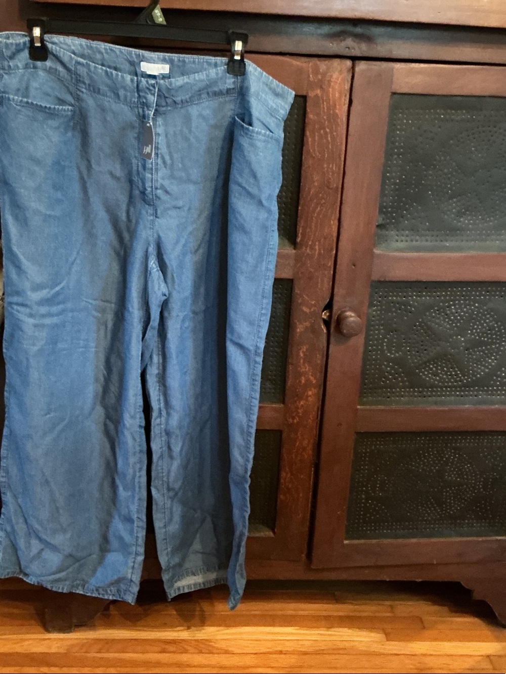 J.Jill Light Wash Blue Wide-Leg light weight Denim Pants - NWT